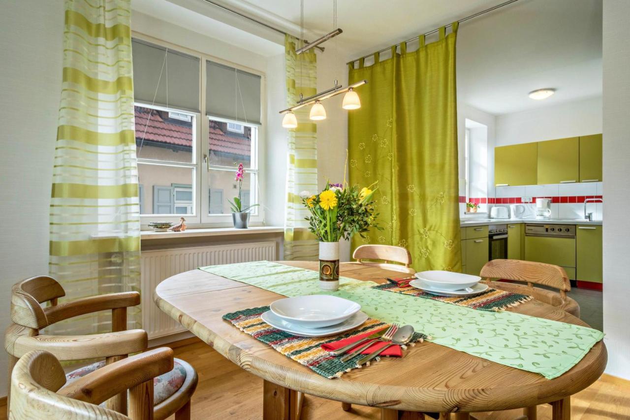 Ferienwohnung Am Schloss Heiligenborn Extérieur photo