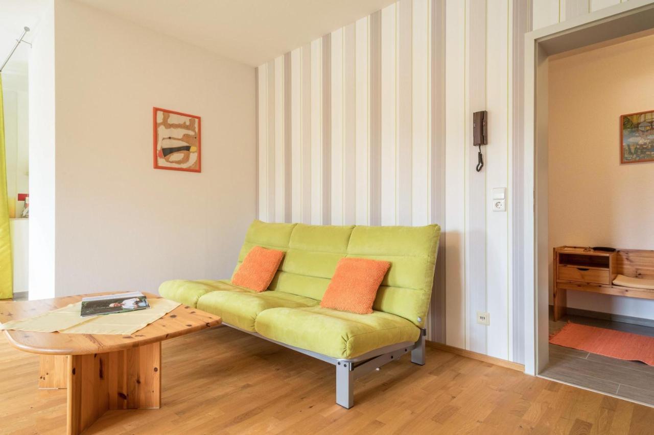 Ferienwohnung Am Schloss Heiligenborn Extérieur photo